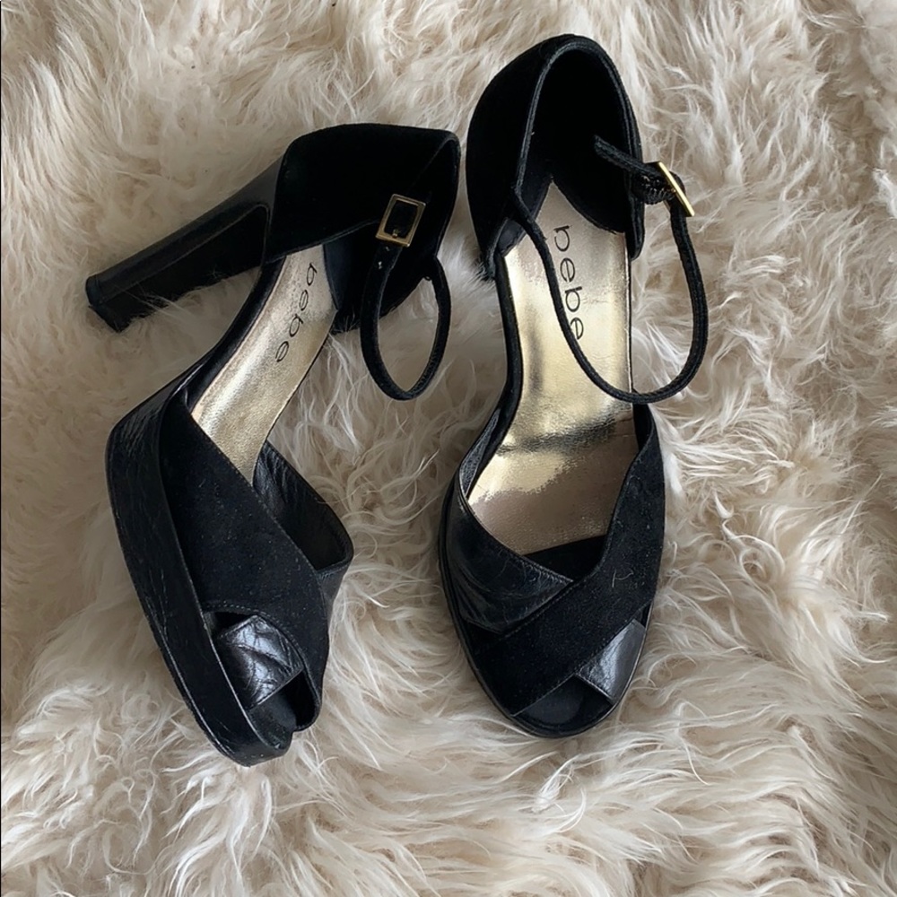 Classic 2000’s Millennium Black Ankle Strap Leather and Suede Heels
